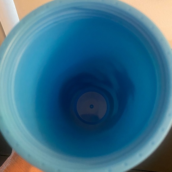 Starbucks 2021 Holiday Blue Mermaid 24 Oz Venti
Tumbler Blue Color Changing - Picture 6 of 13